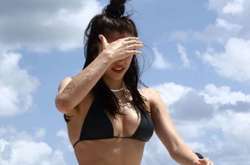 Дочь Мадонны вновь засветила мохнатые подмышки и нарвалась на критику (фото)