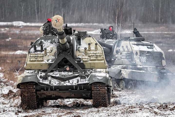Россия увеличивает ударную группировку вокруг Украины