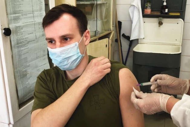 Вакцинація на Вінниччині: стало відомо, коли в область завезуть китайську CoronaVac
