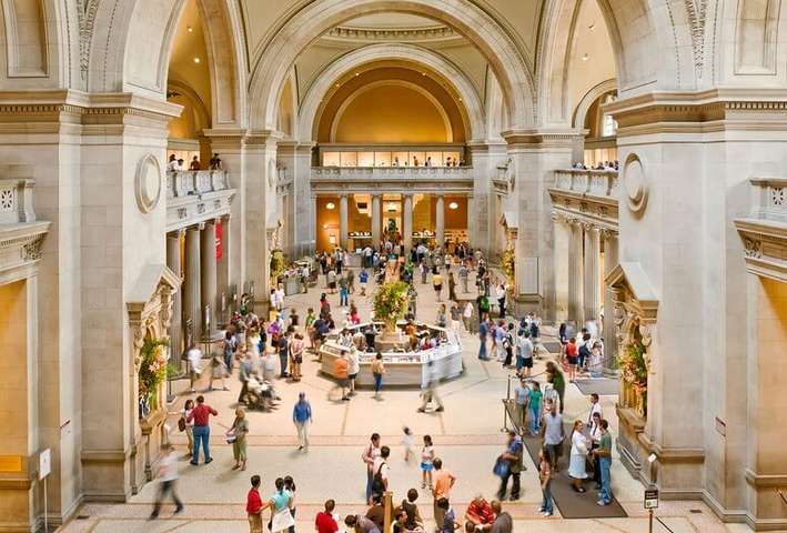 Google присвятив дудл знаменитому Метрополітен-музею у Нью-Йорку 