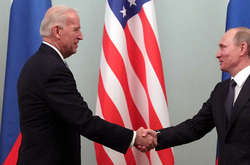 Джо Байден запропонував Володимиру Путіну зустрітися