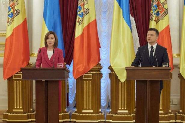 Президент Молдови хоче обговорити з Зеленським викрадення Чауса