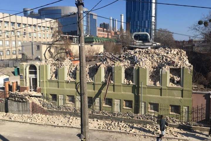 Знищення історичних будівель у Києві. Столична влада звинувачує Мінкульт у бездіяльності