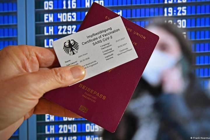 Країни ЄС домовились про запровадження ковід-паспортів