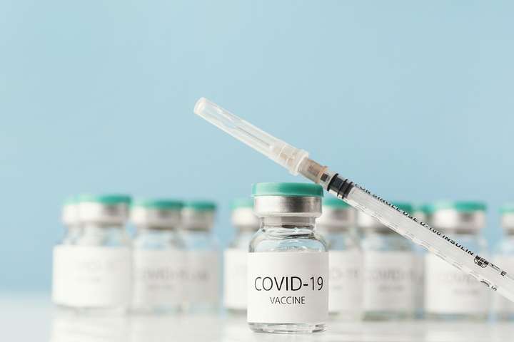 В Україні можуть провести третій етап випробувань ізраїльської вакцини проти Covid-19