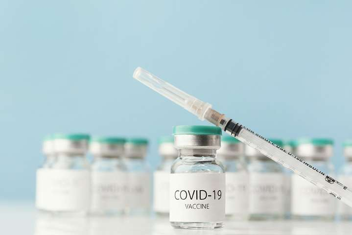 В Украине могут провести третий этап испытаний израильской вакцины против Covid-19