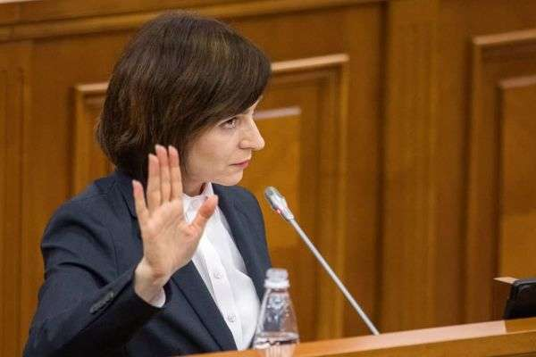 Конституционный суд Молдовы разрешил Санду распустить парламент