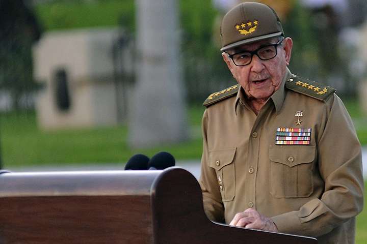Кінець 60-річної епохи: Рауль Кастро залишає посаду лідера Компартії Куби