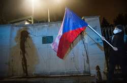 Посольство Росії у Празі облили «кров’ю»