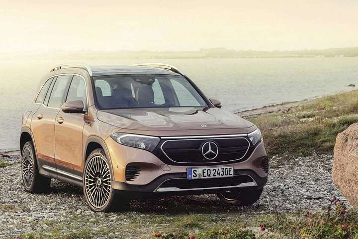 Mercedes показав новий електромобіль, який продаватиметься в Україні