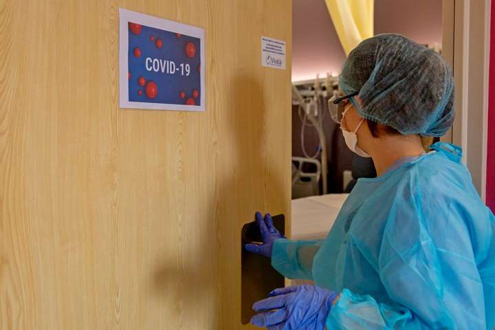 Третя хвиля епідемії коронавірусу йде на спад – МОЗ 