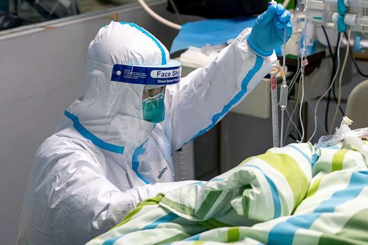 Україна – восьма у Європі за смертністю від коронавірусу 