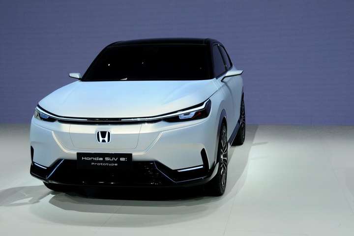 Honda показала свій перший електричний кросовер
