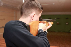 В черкасской гимназии во время занятий школьник получил пулю в голову