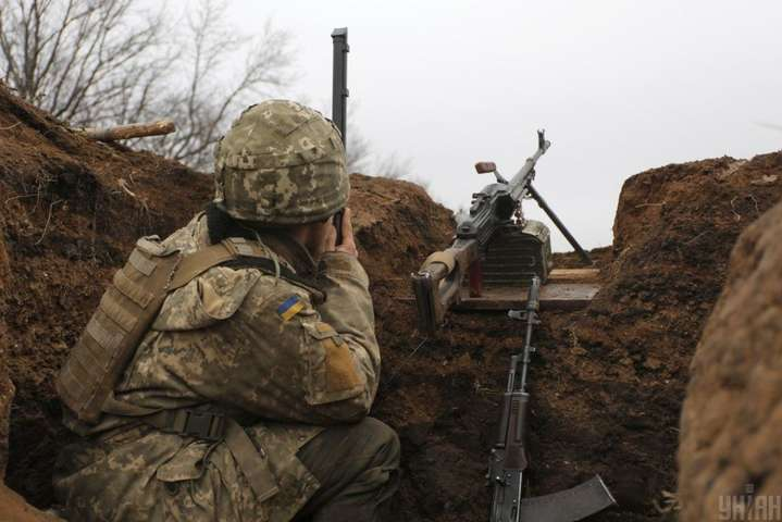Война на Донбассе: враг девять раз нарушал режим тишины
