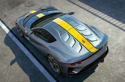 Новий суперкар Ferrari: опубліковано перші фотографії