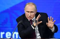 Президент РФ Володимир Путін ігнорує пропозицію Зеленського зустрітися на Донбасі 