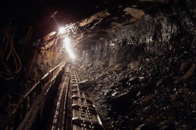 На Дніпропетровщині стався обвал на шахті, є загиблий
