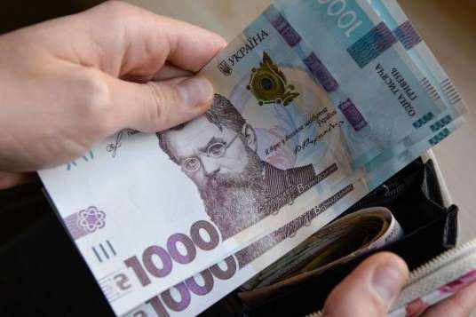 Суддям по 10 тис. грн, а простим українцям по 185 грн: як і кому перерахували пенсії