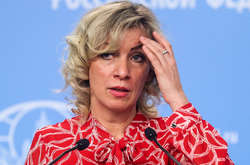 Марія Захарова заявила, що  наголосила, що політика Росії була і залишається миролюбною 