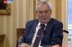 У Сенаті Чехії звинуватили Земана в розкритті даних розслідування про вибухи на складах