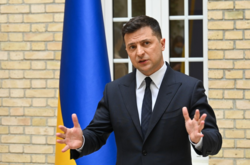  Президент призвал также к расширению нормандской группы 