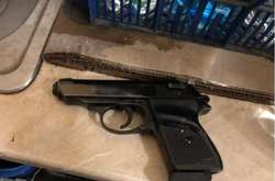 За вчинення хуліганства чоловіку загрожує покарання у вигляді позбавлення волі на строк від трьох до семи років