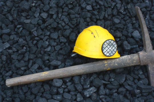 Долг по зарплате перед шахтерами достигнет рекордных 2,1 млрд – лидер профсоюза горняков