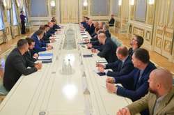 Начать деолигархизацию нужно с власти – эксперт