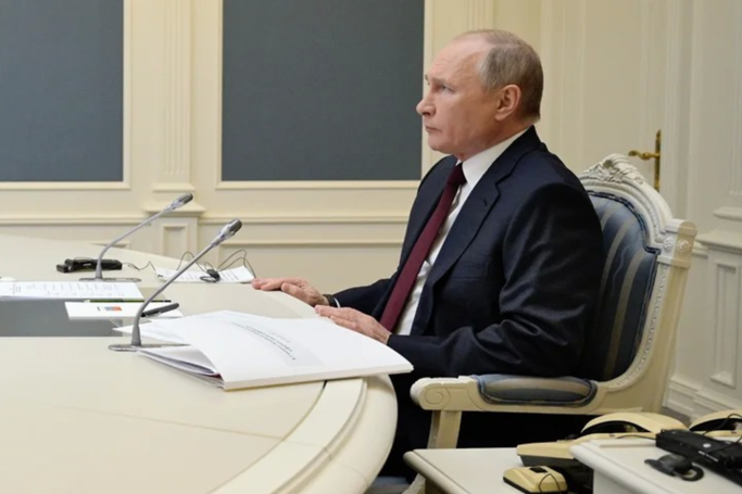 Путин готов обсудить с Зеленским «двусторонние отношения»