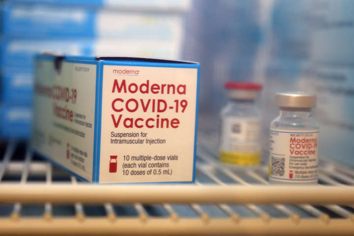


ВООЗ внесла вакцину Moderna у список рекомендованих до екстреного використання


 - ВООЗ дозволила застосування ще однієї вакцини від коронавірусу