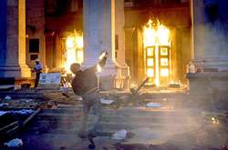 2 травня 2014 року в Одесі під час вуличних протистоянь від вогнепальних поранень загинули 6 протестувальників, ще 42 людини померли внаслідок пожежі в Одеському будинку профспілок