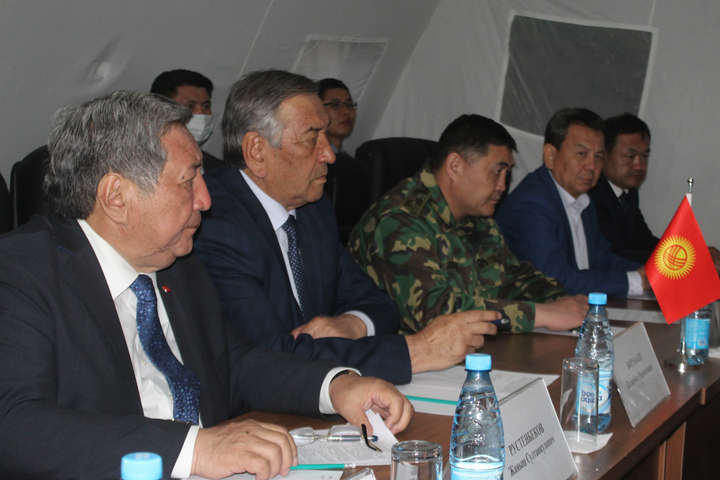 Киргизстан разом з Таджикістаном домовились про демаркацію кордонів