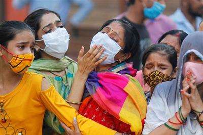 Пандемія в Індії: суд почне карати чиновників за нестачу кисню для хворих 
