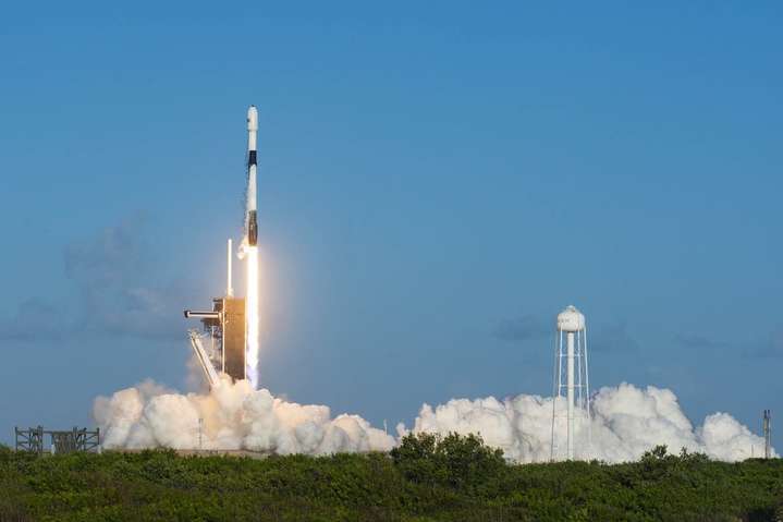 SpaceX запустила ще 60 інтернет-супутників Starlink (відео)