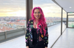 31-летняя украинская фрик-дива Анастасия Покрещук