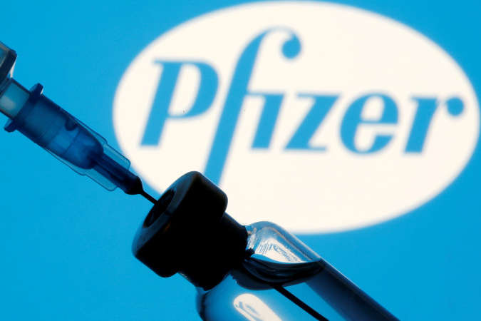 У Pfizer критично сприймають заклик відмовитись від патентів на препарати - Керівництво Pfizer пояснило брак вакцини для бідних країн
