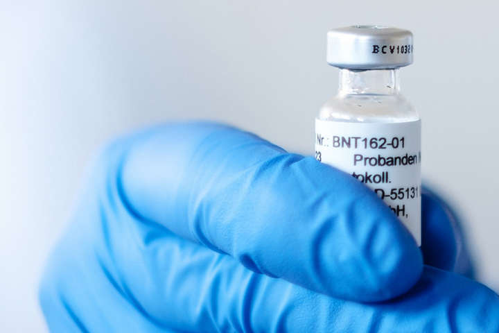 BioNTech продаватиме бідним країнам свою вакцину від коронавірусу дешевше