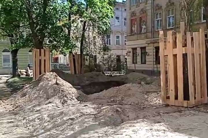 У Львові під час розкопок виявили фрагмент муру 14 століття