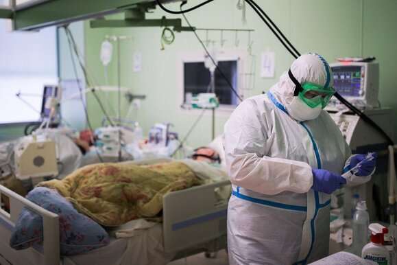 За добу в Україні виявили 6796 нових випадків коронавірусу