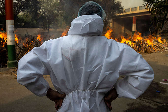 Індійська влада спонсоруватиме кремацію померлих від коронавірусу