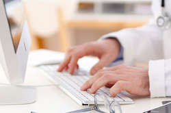 Окрім символічного штрафу, медик заплатить ще 454 грн судового збору