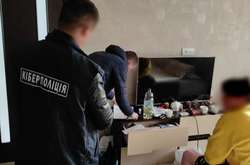 Троє українців ошукали в інтернеті іноземців на понад 1 млн гривень