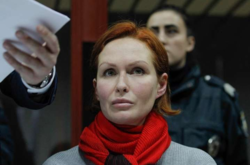 Суд продлил Кузьменко и Дугарь меры пресечений