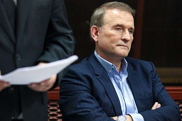 «Опозицію лишили голосу». Захист Медведчука скаржиться, що він тепер не зможе ходити в парламент