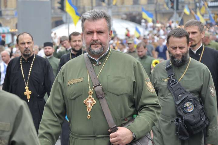 Капелланы в законе. Священники на Донбассе получат новый статус