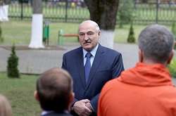 Лукашенко став загрозою для міжнародної безпеки – Туск