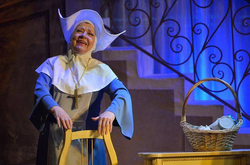 Легендарна прима столичної оперети святкує 60 років на сцені (фото)