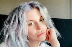 Дочь рок-музыканта Оззи Осборна, актриса и певица Келли Осборн