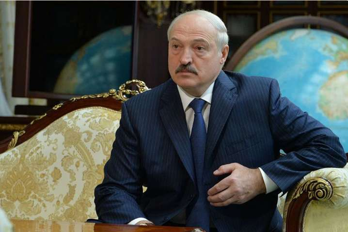 Лукашенко утвердил закон, который позволяет отключать связь по всей стране